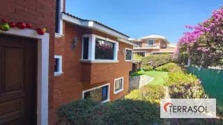 Casa en venta en Zona 13 – Elgin II | Casa de esquina con amplios jardines — Casa en Venta en Elgin, Zona 13, Guatemala, Ciudad — miniatura 1 de 13
