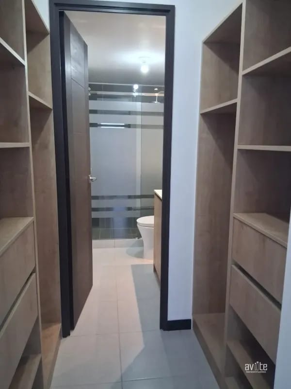 Condado Naranjo, Serena: apartamento 2 habitaciones con balcón Q5,200.00 — Apartamento en Alquiler en Condado Naranjo, Zona 4 Mixco, Guatemala, Ciudad — foto 5 de 9