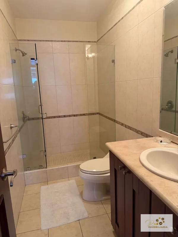 VENTA- APARTAMENTO - CASA RIALTO ZONA 14 — Apartamento en Venta en Zona 14, Guatemala, Ciudad — foto 2 de 10