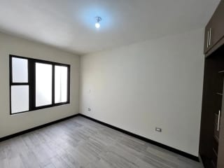 Casa nueva en venta de 3 habitaciones, Hacienda Real zona 16 — Casa en Venta en Hacienda Real, Zona 16, Guatemala, Ciudad — miniatura 5 de 17