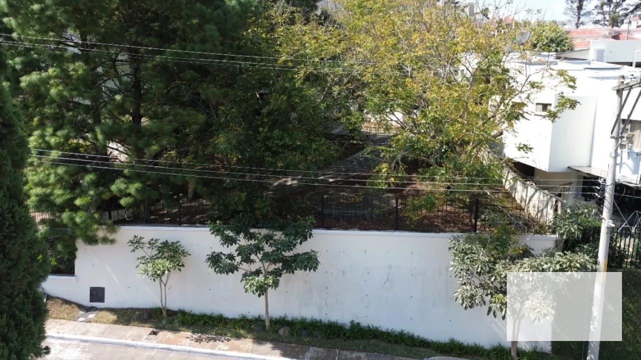 Terreno 1,150.73 v2 en venta en residencial exclusivo sector La Montaña zona 16 — Terreno en Venta en Zona 16, Guatemala, Ciudad — foto 1 de 3