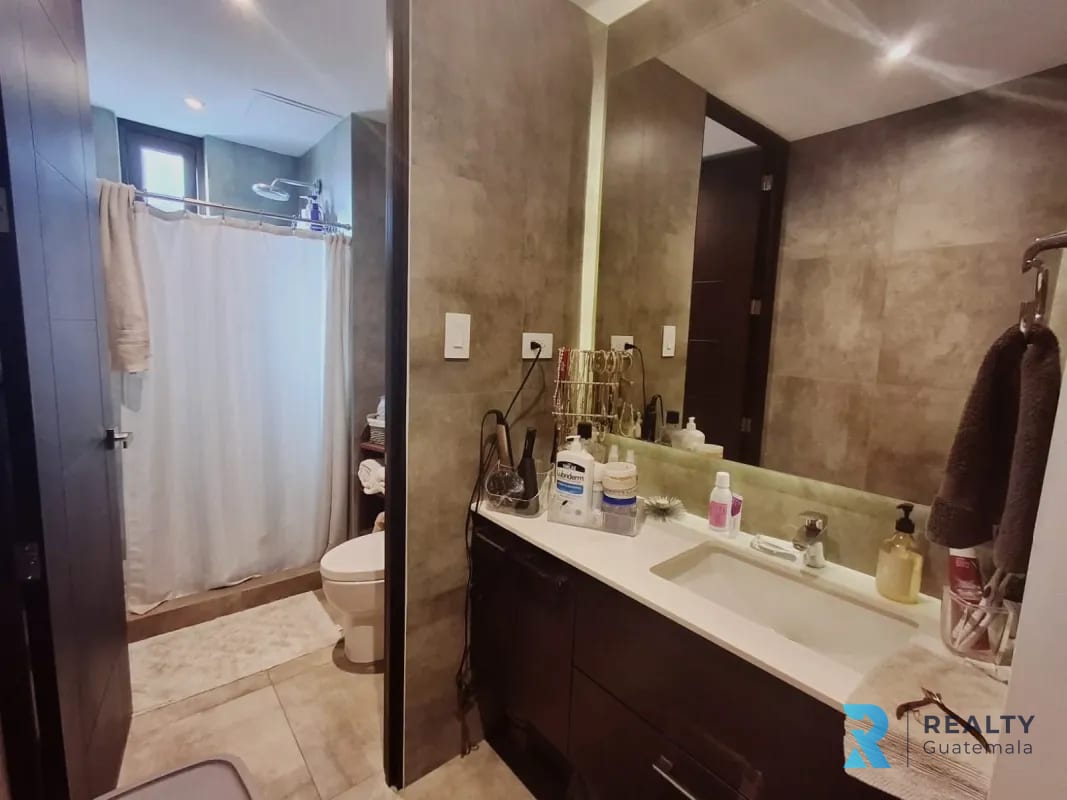 VENDO Apartamento Zona 15, LIV — Apartamento en Venta en LIV, Zona 15, Guatemala, Ciudad — foto 2 de 7