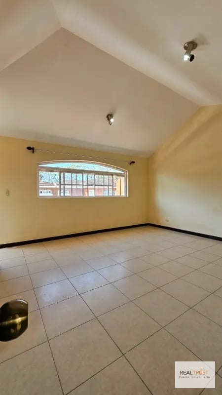 Casa en Venta Residenciales Los Manantiales, Km. 19 Carretera a San José Pinula. — Casa en Venta en San José Pinula, Guatemala, Ciudad — foto 5 de 13