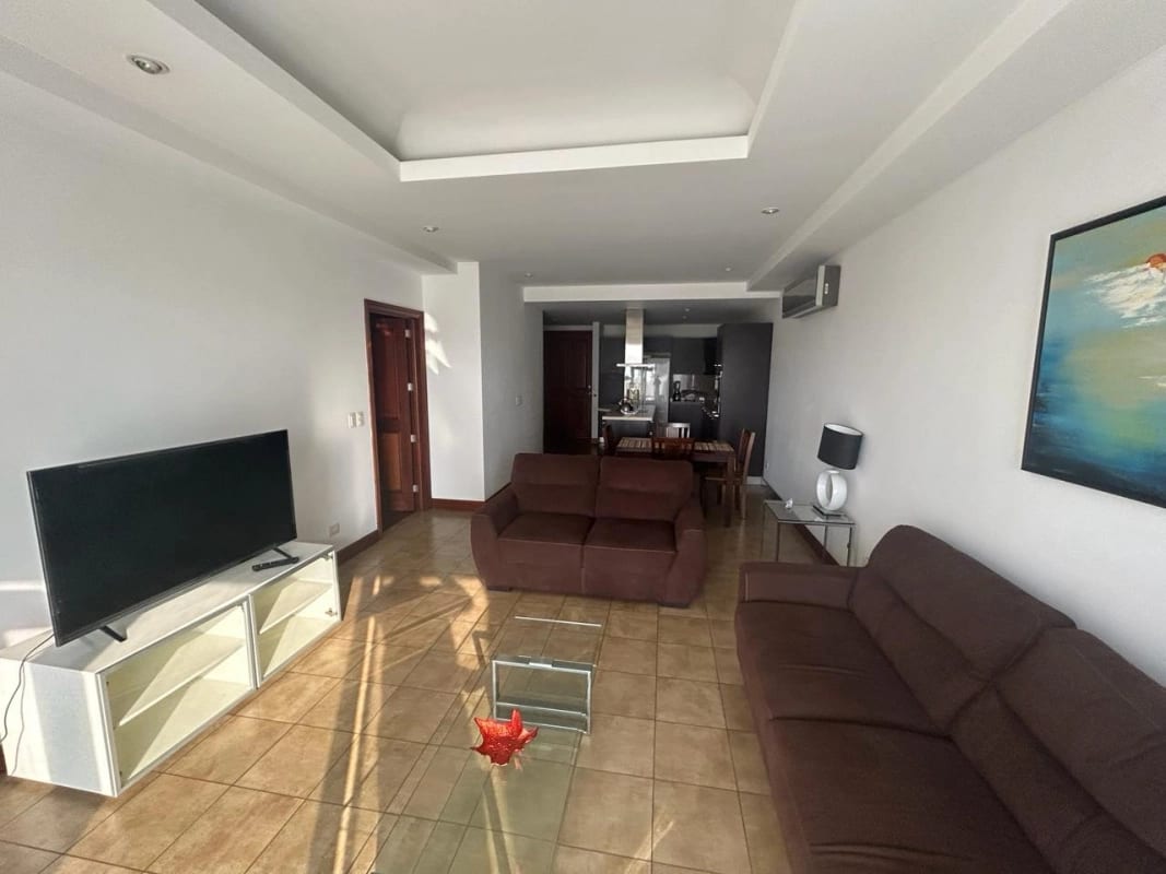 Apartamento amueblado en renta en zona 14 — Apartamento en Alquiler en Zona 14, Guatemala, Ciudad — foto 1 de 17
