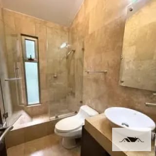 EN VENTA Preciosa y Amplia Casa Colonia  El PRADO  ZONA 10 — Casa en Venta en El Prado, Zona 10, Guatemala, Ciudad — miniatura 1 de 10