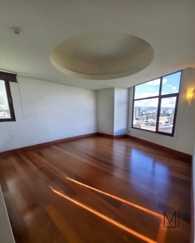 Apartamento en Alquiler | Casa Margarita | Zona 10 | Amplio • Familiar • Ubicación premium — Apartamento en Alquiler en Casa Margarita, Zona 10, Guatemala, Ciudad — foto 3 de 9