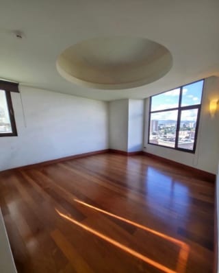 Apartamento en Alquiler | Casa Margarita | Zona 10 | Amplio • Familiar • Ubicación premium — Apartamento en Alquiler en Casa Margarita, Zona 10, Guatemala, Ciudad — miniatura 3 de 9