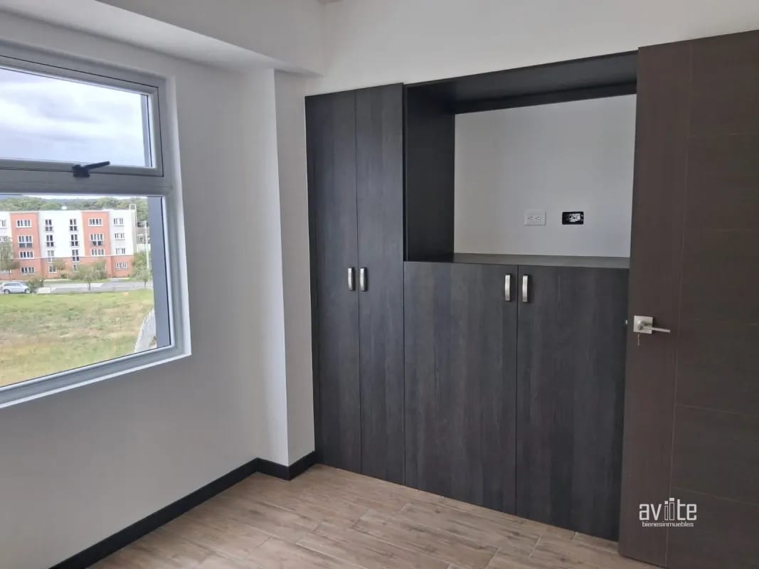 CONDADO NARANJO: Villa en nivel medio para estrenar. Q7,500.00 manto.incluido — Apartamento en Alquiler en Condado Naranjo, Zona 4 Mixco, Guatemala, Ciudad — foto 3 de 9