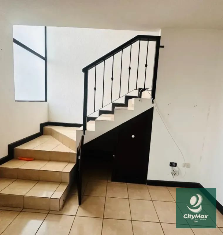 CASA EN VENTA - CONDOMINIO CAÑADAS DE SAN JOSE — Casa en Venta en San José Pinula, Carretera a El Salvador, Guatemala, Ciudad — foto 3 de 4