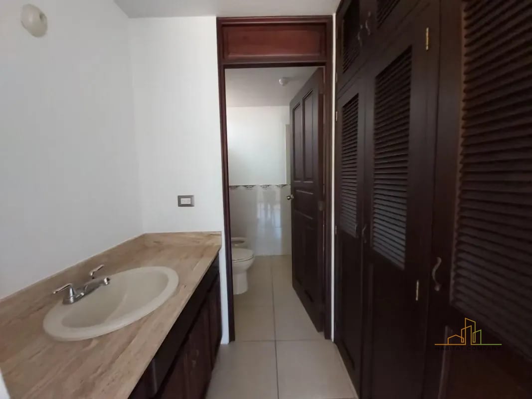 Casa en Renta Km 16 CES, Calle de Olmeca, Condominio Santa Mónica, Fraijanes, (3 Dorm) — Casa en Alquiler en km 16-20, Carretera a El Salvador, Guatemala, Ciudad — foto 2 de 6