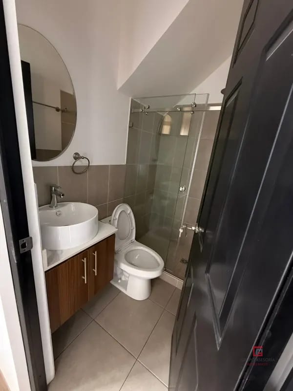 Acogedora Casa en venta Barrios Coloniales — Casa en Venta en San Pedro Las Huertas, Antigua, Sacatepéquez — foto 11 de 17