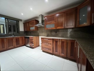 Venta de hermosa casa en condominio | El Prado Zona 10 — Casa en Venta en El Prado, Zona 10, Guatemala, Ciudad — miniatura 14 de 17