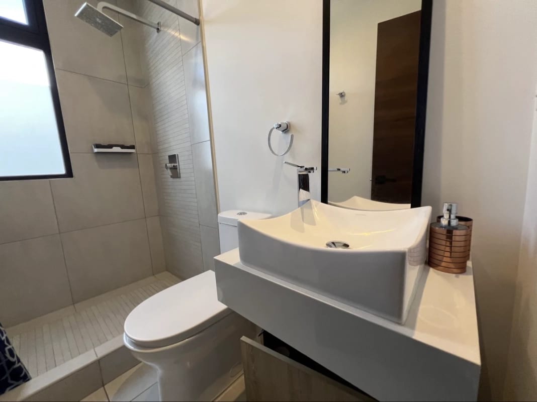 Venta de lindo Apartamento Amueblado 2 Niveles | Zen Cayalá Zona 16 — Apartamento en Venta en Zen Cayalá, Zona 16, Guatemala, Ciudad — foto 2 de 15