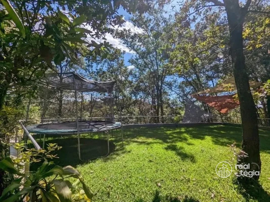 CASA EN ENCINOS DE CAYALA ZONA 16 — Casa en Venta en Zona 16, Guatemala, Ciudad — foto 2 de 14