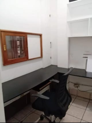 Edificio en RENTA  Parte Frontal  - Zona 1 — Edificio en Alquiler en Zona 1, Guatemala, Ciudad — miniatura 10 de 12