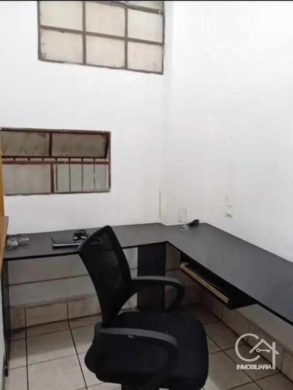 Edificio en RENTA Parte Frontal - Zona 1 — Edificio en Alquiler en Zona 1, Guatemala, Ciudad — foto 3 de 12