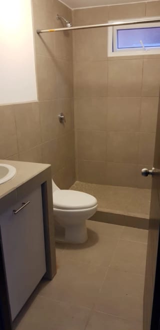 Apartamento en venta o renta en Cañadas 16 — Apartamento en Venta en Zona 16, Guatemala, Ciudad — miniatura 3 de 11