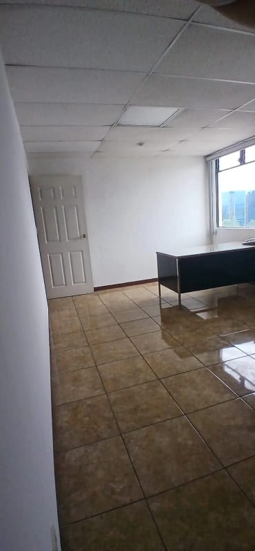 Clinica médica en Edificio Las Americas zona 14 — Clínica en Alquiler en Zona 14, Guatemala, Ciudad — foto 7 de 8