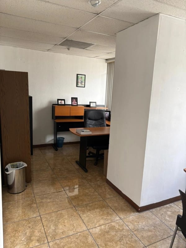 Clinica médica en Edificio Las Americas zona 14 — Clínica en Alquiler en Zona 14, Guatemala, Ciudad — foto 2 de 8