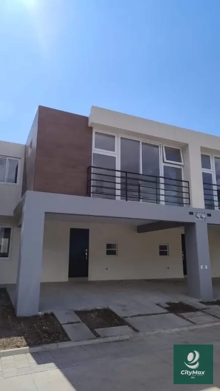 CASA EN VENTA - CONDOMINIO PINABETES CARRETERA A SAN JOSÉ PINULA — Casa en Venta en San José Pinula, Guatemala, Ciudad — foto 1 de 6