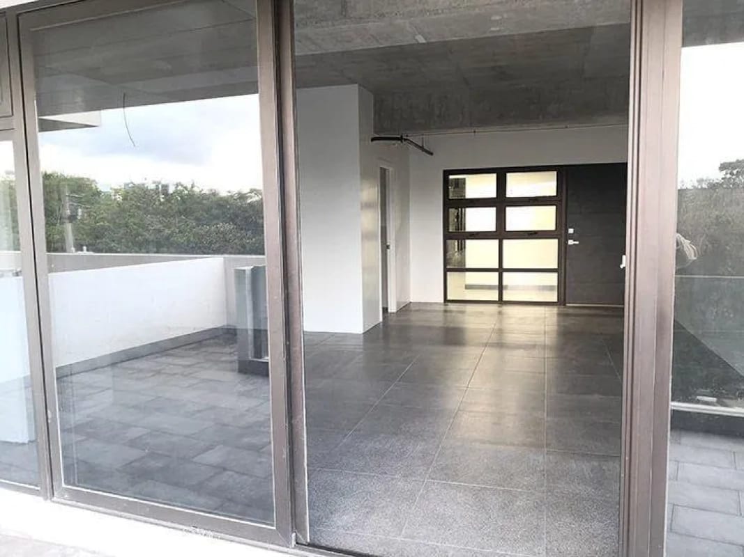Alquiler de Oficina en Ascend zona 9 — Oficina en Alquiler en Zona 9, Guatemala, Ciudad — foto 4 de 10