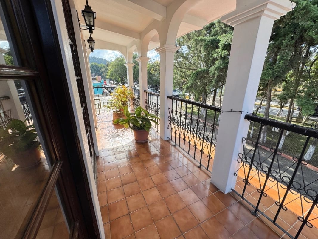 Casa 5 dormitorios en venta en Colonia Lourdes Zona 16 — Casa en Venta en Zona 16, Guatemala, Ciudad — foto 12 de 14