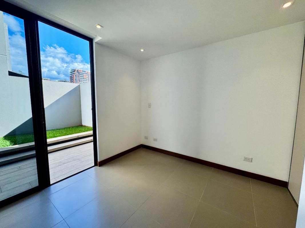 Apartamento en venta como casa en zona 13 — Apartamento en Venta en Zona 13, Guatemala, Ciudad — foto 11 de 15