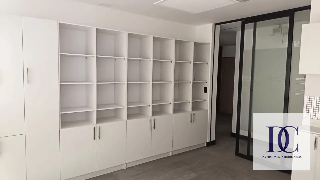 đ CLĂNICA MĂDICA EN ALQUILER â 50 M² + AMUEBLADA | RENOVATI | ZONA 10 â ClĂnica en Alquiler en Renovati, Zona 10, Guatemala, Ciudad â foto 4 de 9