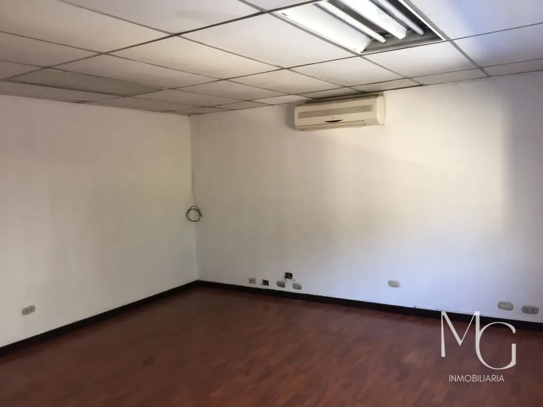 BODEGA EN VENTA – AV. HINCAPIÉ, ZONA 13 — Bodega / Ofibodega en Venta en Zona 13, Guatemala, Ciudad — foto 5 de 7