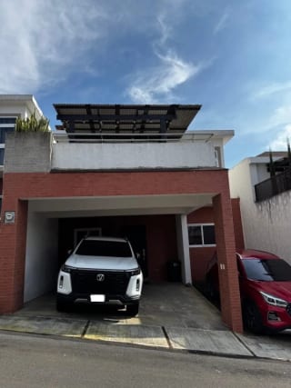 Casa en Venta Km. 22.5 CAES Villa Capelo — Casa en Venta en km 21-25, Carretera a El Salvador, Guatemala, Ciudad — miniatura 1 de 16