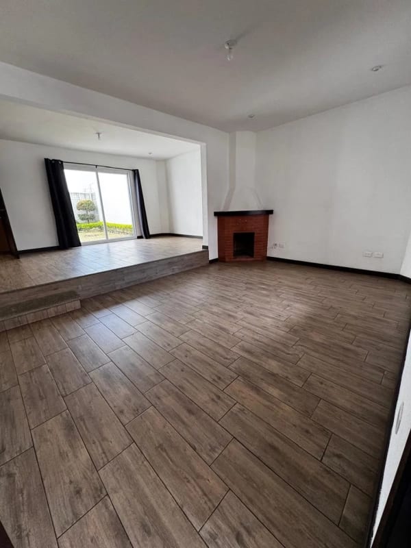 Casa en Venta Km. 22.5 CAES Villa Capelo — Casa en Venta en km 21-25, Carretera a El Salvador, Guatemala, Ciudad — foto 16 de 16