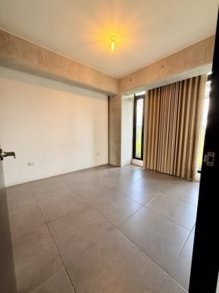 Apartamento  en Venta Edificio Fabra zona 10 — Apartamento en Venta en Fabra, Zona 10, Guatemala, Ciudad — miniatura 2 de 9