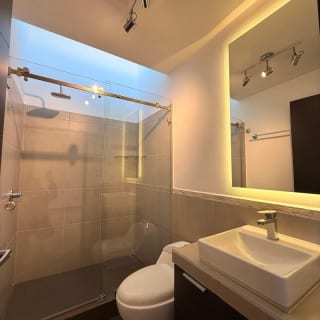 🌟 Casa en venta en uno de los condominios más completos y exclusivos del Km. 21.5 Carretera a El Salvador. — Casa en Venta en Cumbres de La Arboleda, all, Guatemala, Ciudad — miniatura 2 de 16