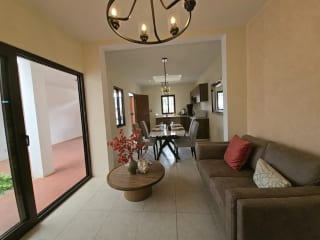 Se renta casa, Paseo San Lorenzo, Antigua GT, 5 hab, $1200 — Casa en Alquiler en Antigua, Sacatepéquez — miniatura 10 de 12