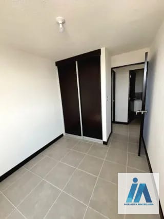 APARTAMENTO EN VENTA / ALQUILER – 📍Edificio Esenta, Zona 12 | Ubicación céntrica — Apartamento en Venta en Zona 12, Guatemala, Ciudad — miniatura 7 de 10