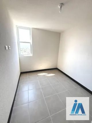 APARTAMENTO EN VENTA / ALQUILER – 📍Edificio Esenta, Zona 12 | Ubicación céntrica — Apartamento en Venta en Zona 12, Guatemala, Ciudad — miniatura 6 de 10
