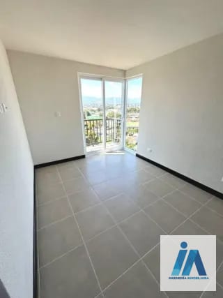 APARTAMENTO EN VENTA / ALQUILER – 📍Edificio Esenta, Zona 12 | Ubicación céntrica — Apartamento en Venta en Zona 12, Guatemala, Ciudad — miniatura 4 de 10