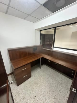 ALQUILER OFICINA ARISTOS REFORMA, ZONA 9 — Oficina en Alquiler en Aristos Reforma, Zona 9, Guatemala, Ciudad — miniatura 5 de 11