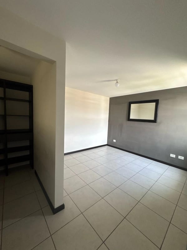 VENTA DE APARTAMENTO EN CONDADO NARANJO/ALEGRIA/Z.4 MIXCO — Apartamento en Venta en Condado Naranjo, Zona 4 Mixco, Guatemala, Ciudad — foto 7 de 16
