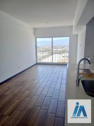 APARTAMENTO EN APARTAMENTO EN VENTA / ALQUILER - 📍Torre Pamplona 14 calle , zona 13  | Nivel alto — Apartamento en Venta en Zona 13, Guatemala, Ciudad — miniatura 10 de 13