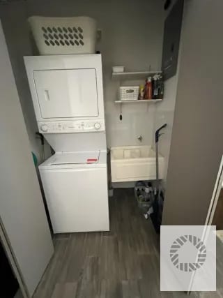RENTO APARTAMENTO AMUEBLADO LIRIOS DE CAYALA, ZONA 16 — Apartamento en Alquiler en Lirios de Cayalá I, Zona 16, Guatemala, Ciudad — miniatura 3 de 13