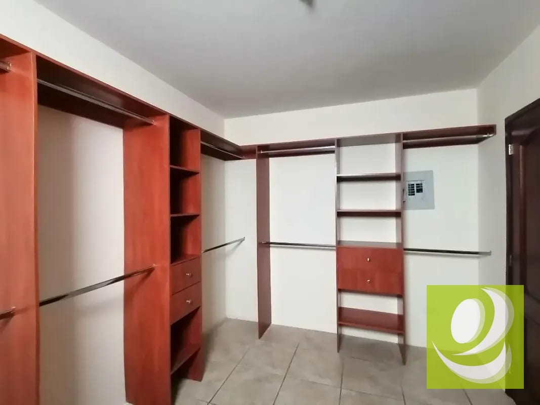 Casa en venta ENTREVERDES — Casa en Venta en Carretera a El Salvador, Guatemala, Ciudad — foto 7 de 12