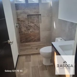 VENDO CASA NUEVA EN ZONA 16 — Casa en Venta en Hacienda Real, Zona 16, Guatemala, Ciudad — miniatura 3 de 7