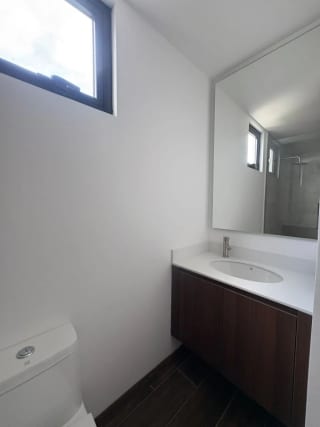 Apartamento en Alquiler | Vila Quince | Zona 15 VH2 | 2 Parqueos + Bodega — Apartamento en Alquiler en Vila Quince, Zona 15, Guatemala, Ciudad — miniatura 7 de 11