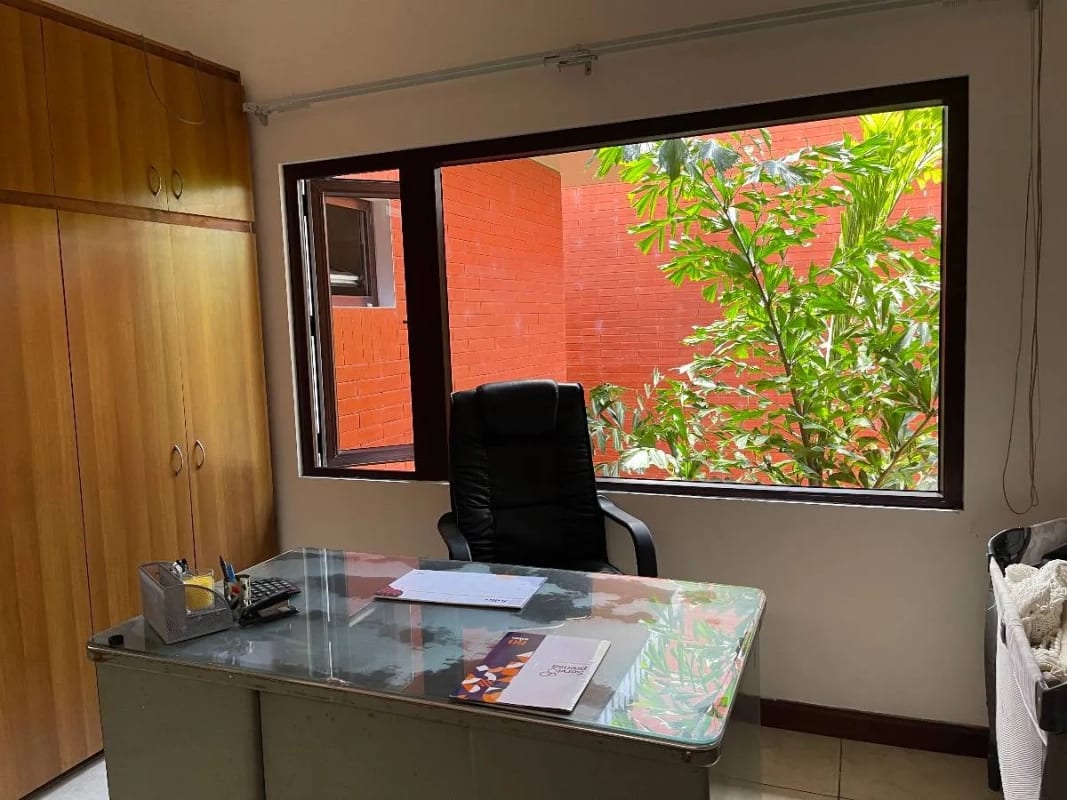 SE VENDE LINDA CASA EN UBICACIÓN PRIVILEGIADA - SAN RAFAEL 2 — Casa en Venta en San Rafael, Santa Catarina Pinula, Guatemala, Ciudad — foto 2 de 17