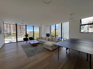 ZONA 15 VISTA HERMOSA 2, APARTAMENTO  RENTA 1 DORMITORIO 55MTS $750 +  IVA EDIFICIO CON TODAS LAS AMENIDADES (NO TIENE BALCÓN) IDEAL PARA INDEPENDIZARSE — Apartamento en Alquiler en Zona 15, Guatemala, Ciudad — miniatura 2 de 9