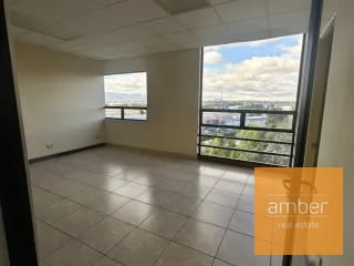 Oficina en Condesa 2, zona 13 — Oficina en Alquiler en Zona 13, Guatemala, Ciudad — miniatura 3 de 4