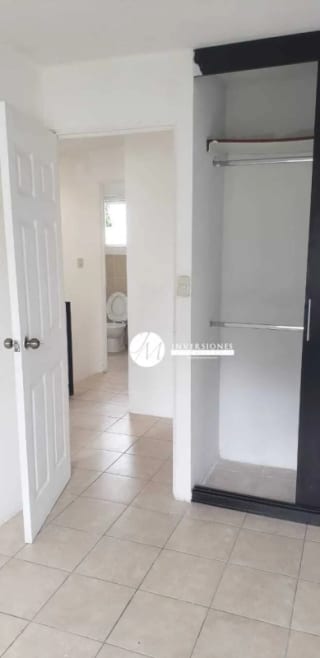casa en venta en carretera al salvador — Casa en Venta en Carretera a El Salvador, Guatemala, Ciudad — miniatura 5 de 6