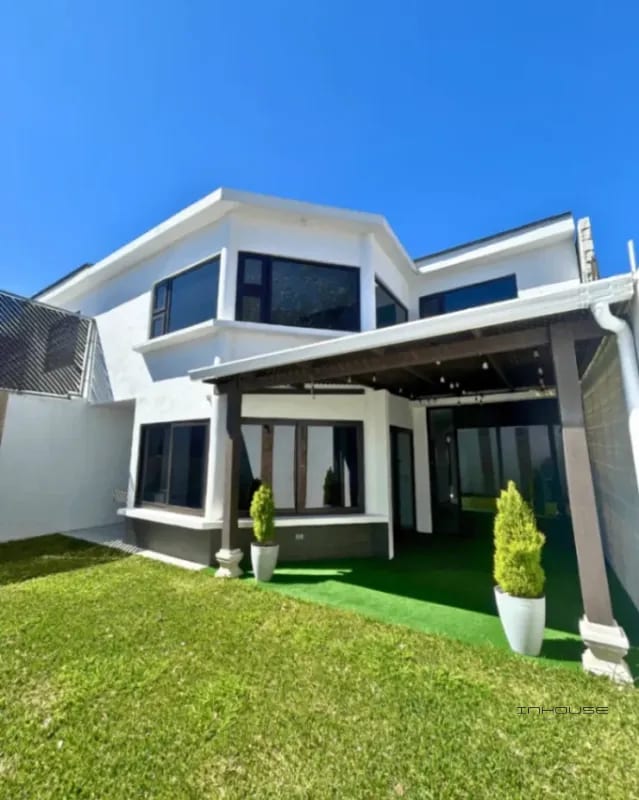 CASA EN VENTA EN SAN JOSE PINULA KM 19.2 CON APARTAMENTO INDEPENDIENTE — Casa en Venta en San José Pinula, Guatemala, Ciudad — foto 1 de 12