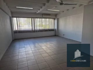 oficina barata en alquiler zona 10, sobre la 20 calle — Oficina en Alquiler en Plaza Buró, Zona 10, Guatemala, Ciudad — miniatura 6 de 16